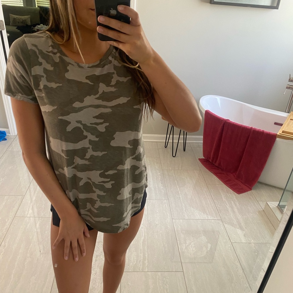 camo tee
